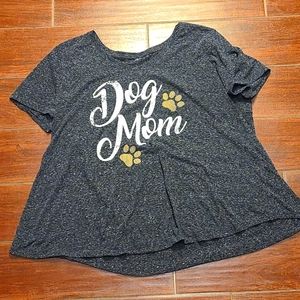 Super cute dog mom t-shirt